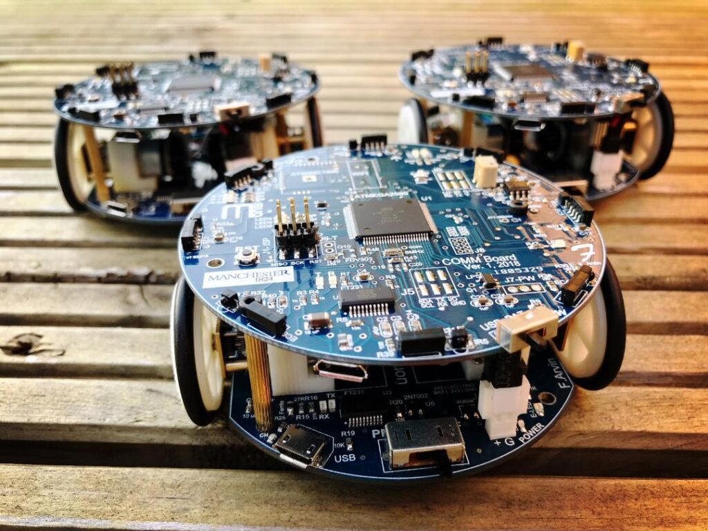 swarm robots, micro robots, swarm rotics, intelligent swarm robots