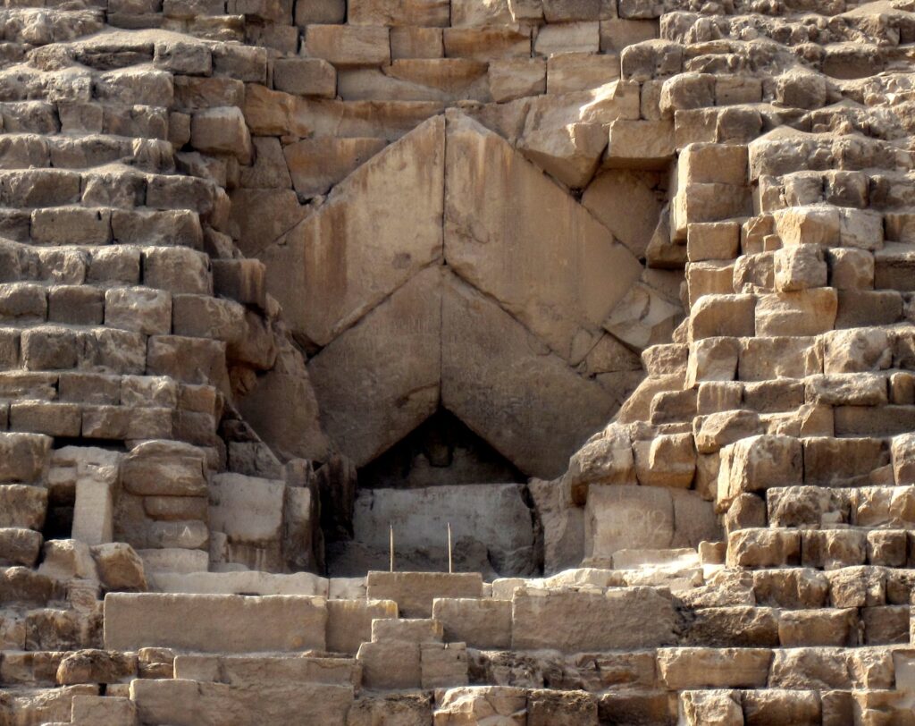 entrance to the great pyramid of giza, secret entrance pyramid